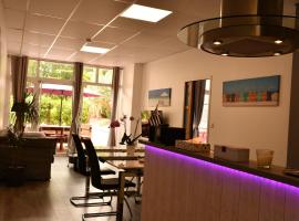 kerloch gwen, pet-friendly hotel in Combrit