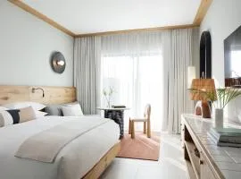 Hotel Indigo Grand Cayman, an IHG Hotel