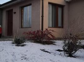 MI CASA, villa in El Calafate