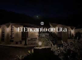 Preciosa casa Canaria vista mar y montaña El encanto de Lita – tani hotel w mieście Mazo