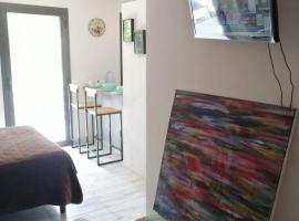 Cipreses 1 MONOAMB EN EL CENTRO