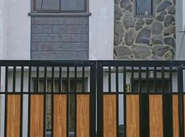 1BR Townhouse + Netflix, villa in Marilao