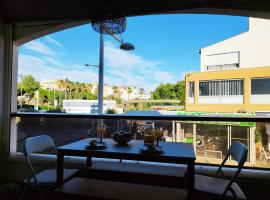 Appartement centre port Cap d'Agde, beach rental in Cap d'Agde