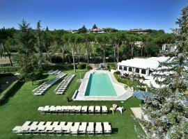 All Time Relais & Sport Hotel, отель с бассейном в Риме