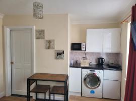 Nest Studio, apartment in Tilehurst