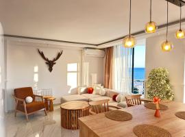 Deniz manzaralı, özel tasarımlı ev ., aparthotel en Mezitli