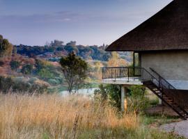 The Blades, hotel blizu znamenitosti Sandonia Golf club, Pretoria