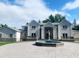 Hilltop Mansion at Rebecca's Fountain, družinam prijazen hotel 