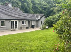 Bushtown Lodge, cabin in Macosquin