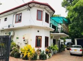 St Anne's Hotel & Restaurant