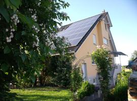 Ferienwohnung am Reitplatz, hotel em Neuried