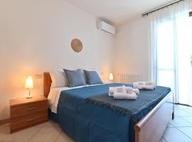 IzzHome Lemon Tree, Hotel in Pula
