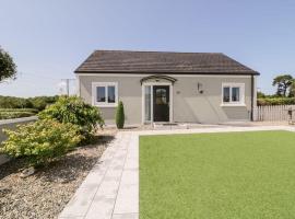 The Cottage At Arvalee Retreat, accessible hotel in Omagh