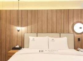 H Avenue Hotel in Gyeongju