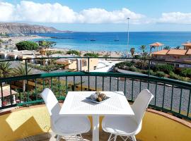 SOL & MAR Playa de las vistas Torres del Sol A504, holiday rental in Arona