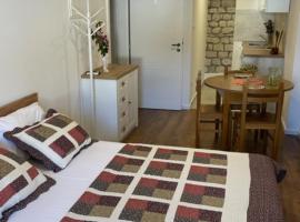 Studio Antonio Cres, self catering accommodation in Cres
