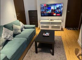 Modern and Comfortable Staycation - Unit 3718 Novotel Tower, hotel in Mandaluyong, Manila