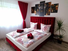 Mefady Ferienhaus mit Massagesessel, cheap hotel in Stadtkyll