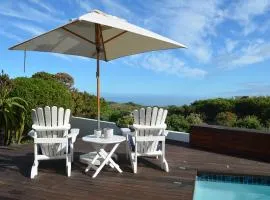 Stunning Beach House in Grotto Bay