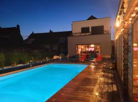 Villa Oriel 1 à NEUFCHATEL-HARDELOT avec piscine privée, holiday home in Neufchâtel-Hardelot