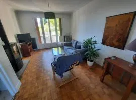 Maison au Calme, prés du centre Parking Privé