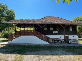 Casa Aurelia, cheap hotel in Chişcău