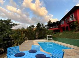 Casa em Secretário (@chacaradosolsecretario), vacation home in Petrópolis