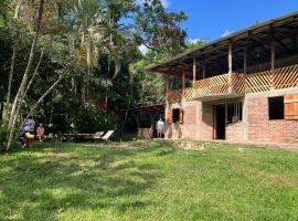 Villa Medici Macarena, finca eco-turistica, cottage sa Los Micos