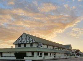 Carriers Arms Hotel Motel, hotel near Maryborough Airport - MBH, 