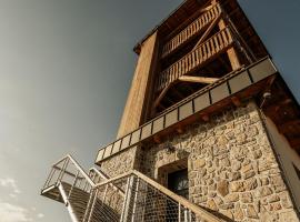 Gostilnica Orle - Sleeping in the tower, hostal o pensión en Škofljica
