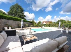 Villa Fairway piscine Disneyland Bmyguest, hotel amb piscina a Magny-le-Hongre