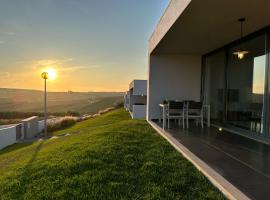 Carina Villas, hotel perto de Dino Parque Lourinhã, Lourinhã