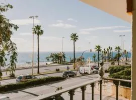 Precioso apartamento en primera línea de playa III