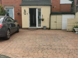 ACCOMADATION WREXHAM, готель у місті Рексем