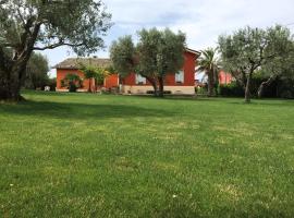 Al Chiaro di Luna, hotel a Paternopoli