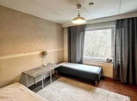 Kotimaailma - Tilava rivitalo asunto 3MH ja sauna lähellä Korson keskustaa
