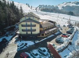 Hotel Dolomiti, hotell i Brentonico