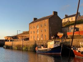 Harbour Side, Luxury, Twin Level Loft, hôtel à Burghead