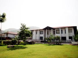 Virat Resorts, Sariska Rajasthan, resort en Bairāt