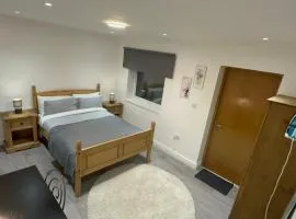 Entire One Double Bedroom apartment