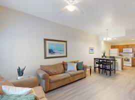 Coconut Bungalow #103, bungalow in Kissimmee