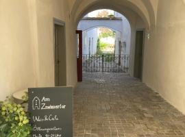 Am Znaimertor，位于雷茨的住宿加早餐旅馆