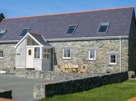 Beudy Penrhyn, Cottage in Llanfachraeth