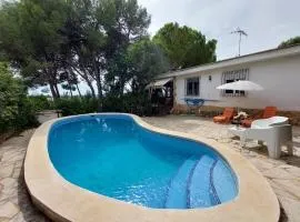 Chalet rústico con piscina y barbacoa, Valencia