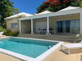 Villa Belvedere - 5 minutes walk to the Beach, hotel in Dickenson Bay