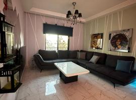 Abu alzoz home سكن مشترك – hotel w mieście Amman