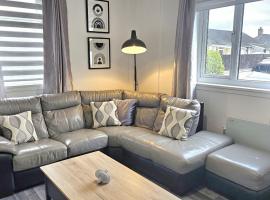 Contemporary Highland Cottage, holiday home in Invergordon