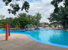 Hermosa casa en cond. privado, cabaña o casa de campo en Santa Cruz de la Sierra