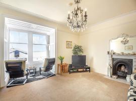 Seaview Apartment Westhaven, hotel in Aberdyfi
