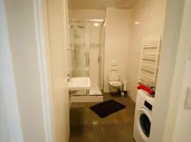 Siebenbrunneng. Nice